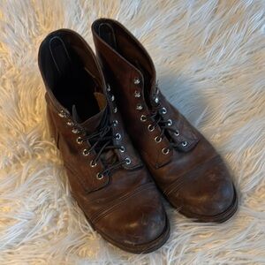 Red Wing Men's Leather Boots